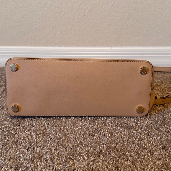 Michael Kors Purse - Picture 3 of 4